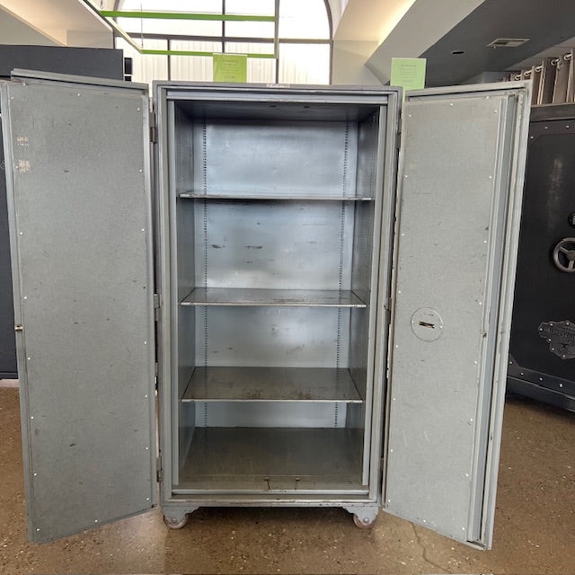 USED Double Door Mosler Safe, image 2 