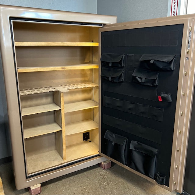 USED Cannon Commander Gun Safe